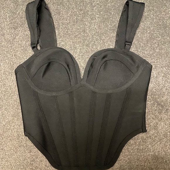 Prettylittlething Women's Black Bandage Dip Hem Bust Cup Corse - BLACK - Picture 2 of 4